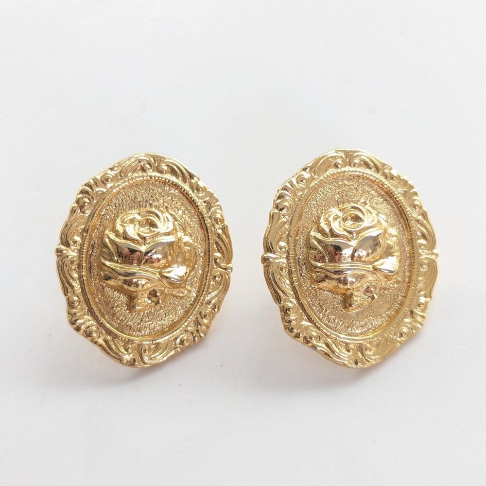 Vintage Gold Tone Cameo Style Rose Floral Cottagecore Romantic Post Earrings